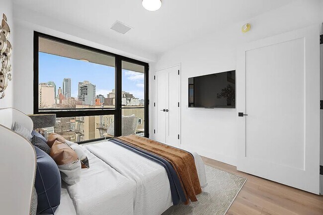 27-10 37th Ave Unit 6B