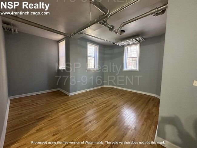 Photo - 1369 W Estes Ave Unidad X Rental