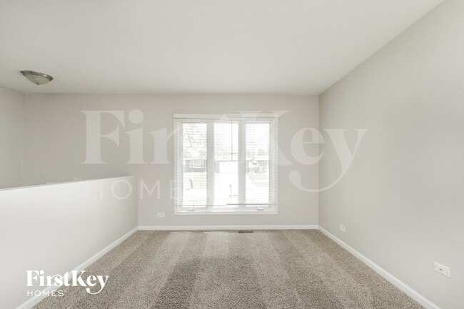 Photo - 16818 Hobart Ave