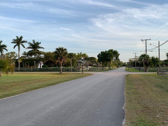 Photo - 11232 83rd Ln N