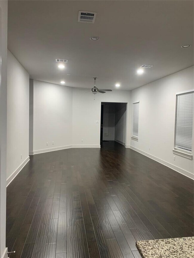Photo - 1216 Westborough Ln