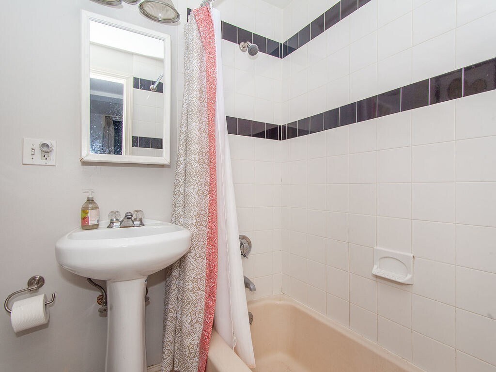 Photo - 19 Aberdeen St Unidad A