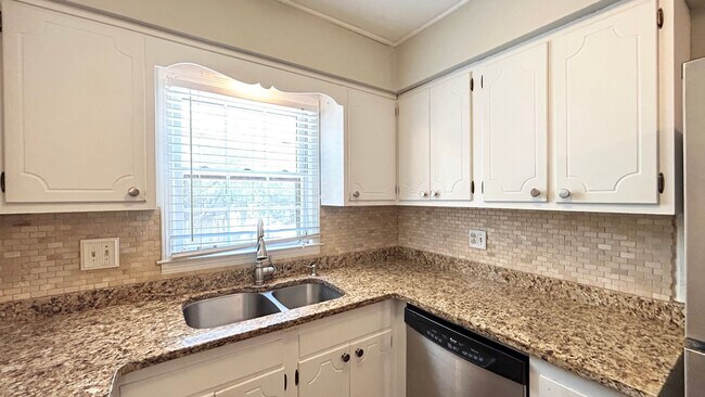 Photo - Rare Cross Creek 2 Bedroom-2.5 Bathroom Townhouse, Available NOW!