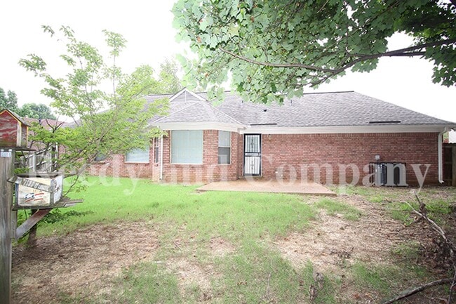 Photo - 6612 Dawnhill Rd
