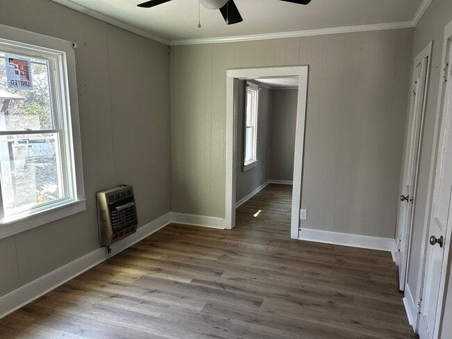 Photo - 608 Cottage St