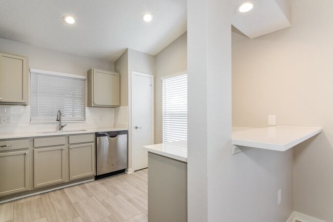 Photo - 26808 Haverhill Dr