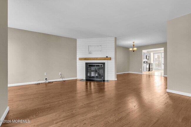 Photo - 148 Ambassador Dr Unit 1054