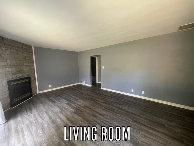 Photo - 110 Monroe St