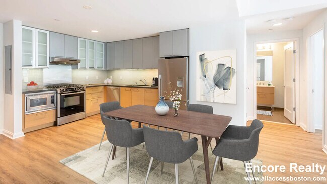 Photo - 285 Third St Unidad 635