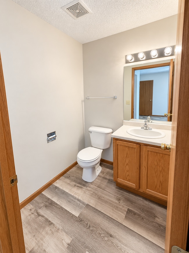 5734 Gables Dr Unit 3