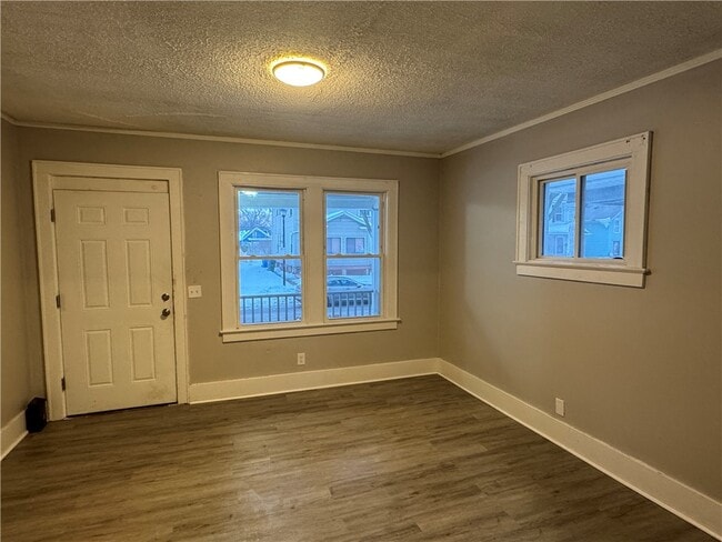 Photo - 342 Champlain St