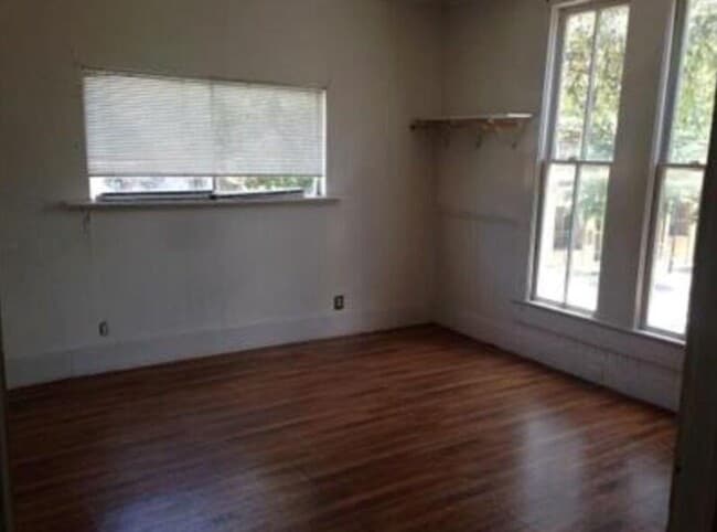 Photo - 319 North St Unit 4