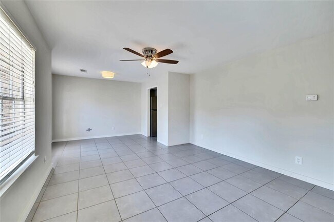 Photo - 2406 Sheri Oak Ln