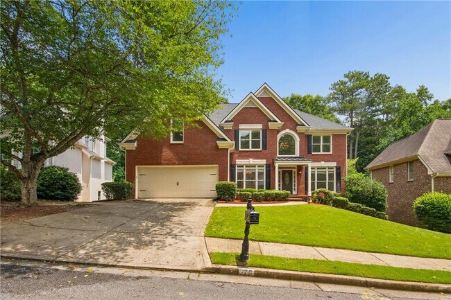 Photo - 270 Edwardton Ct