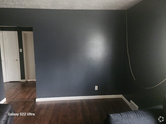 Building Photo - 30 Saxton Rd Rental