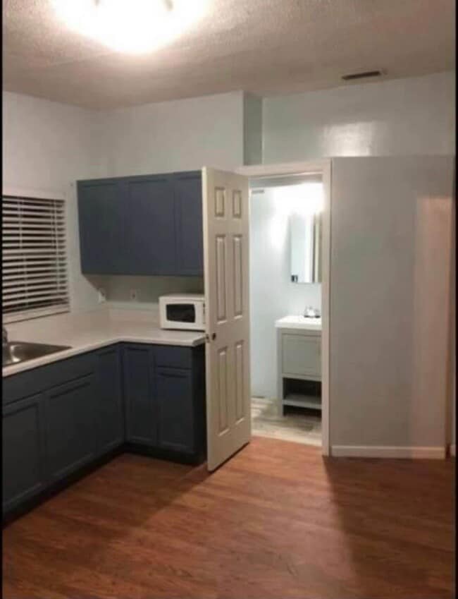 Photo - 1510 Egan Dr