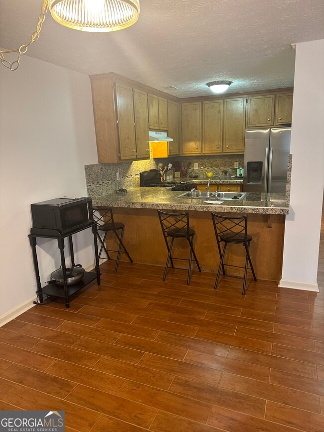 Photo - 255 Monmouth Dr