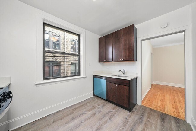 Photo - 2322 N Spaulding Ave Unit 2338-3B