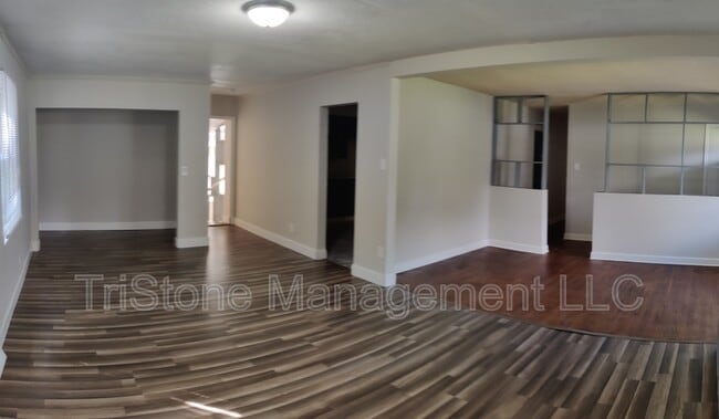 Photo - 6820 Flintrock Rd
