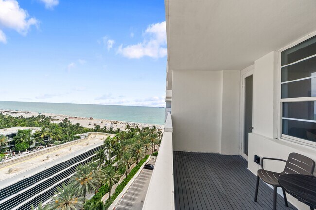 Building Photo - 100-1135 Lincoln Rd Unit 1135 Rental