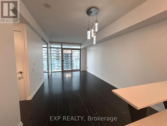 Photo - 103 The Queensway Unit 2108