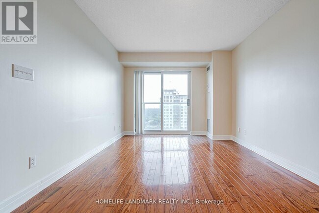 Photo - 16 Harrison Garden Blvd Unité 2508