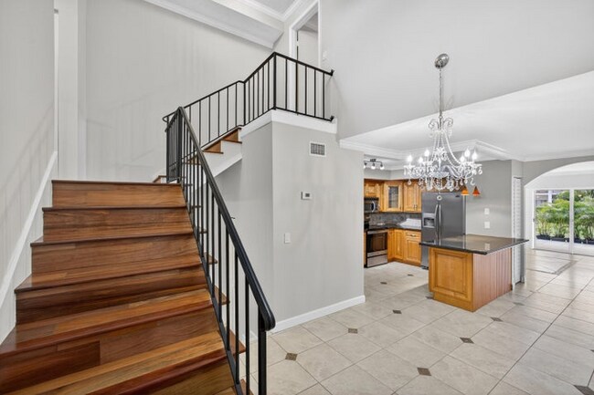 Photo - 382 Golfview Rd