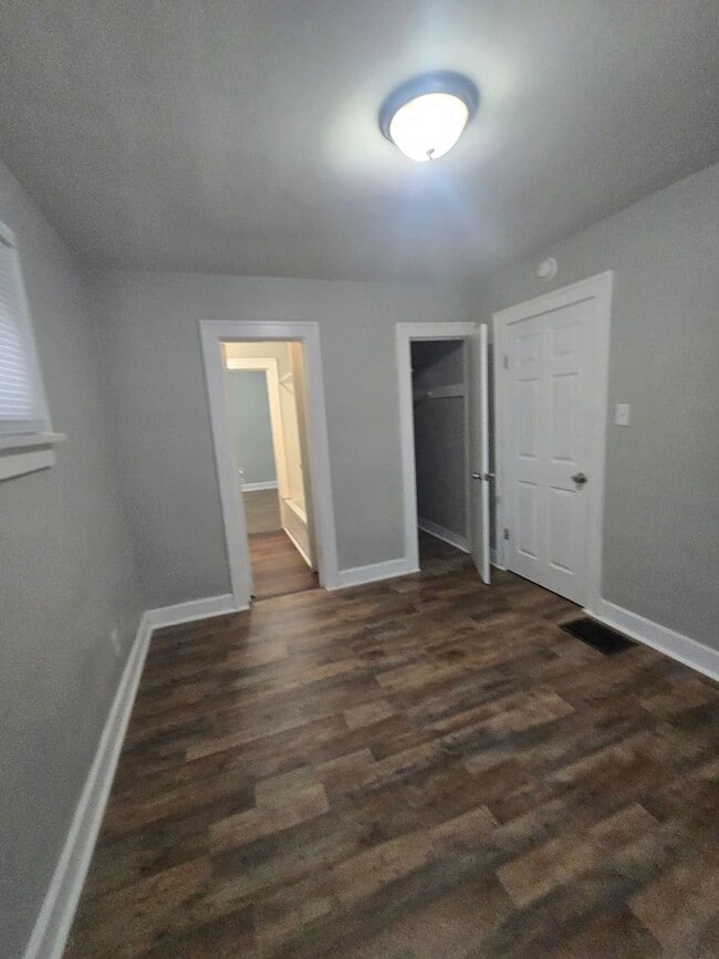 Photo - Two Bedroom Home located near 16th and Brookside Parkway