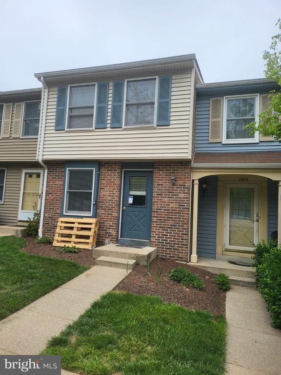 Building Photo - 1664 Devil Ln