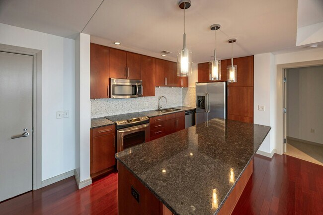 Photo - 200 S 31st Ave Unidad 4605