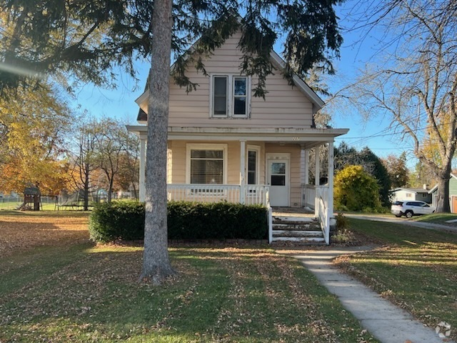 Building Photo - 207 Mill St Rental