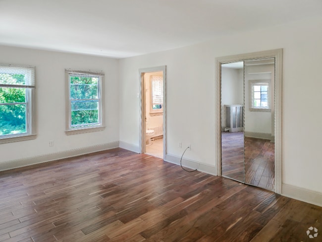 Building Photo - 426 Harvard Ave Rental