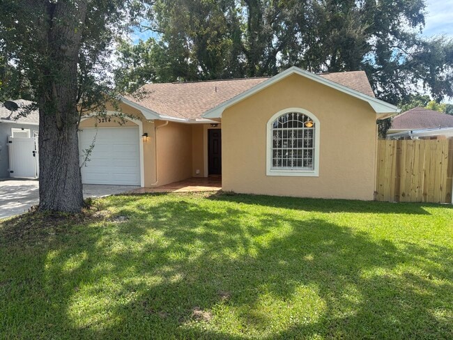 Building Photo - 3214 W Douglas St Rental