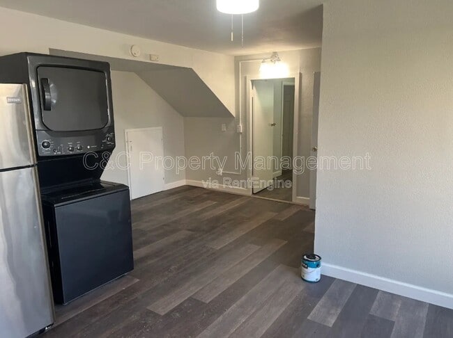 Photo - 1140 West St