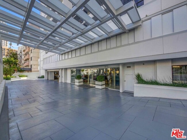 Photo - 10660 Wilshire Blvd Unit 608