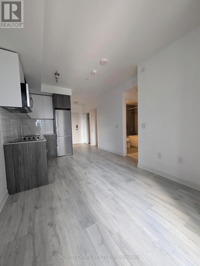 Photo - 70 Princess St Unit 835