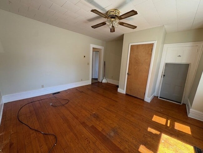 Photo - 166 Church St Unit 1