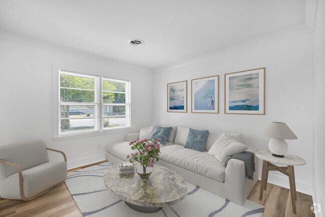 Living Room - Lander Retreat Rental