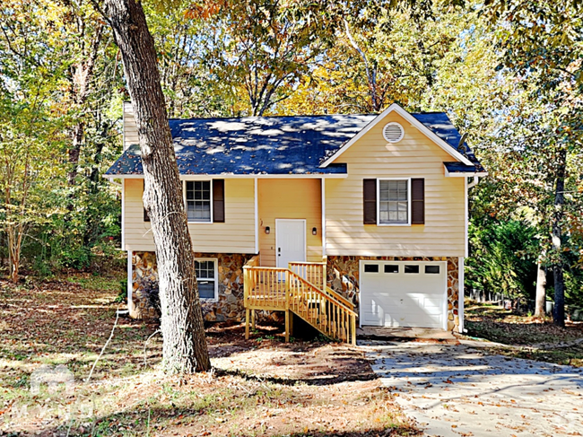 Building Photo - 105 Stephens Ave Rental