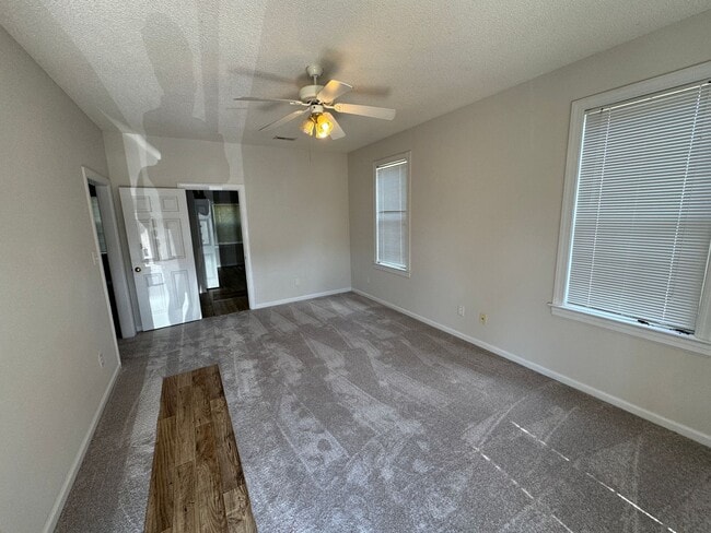 Photo - Deerchase 1141-1143 Unit 1141 Deerchase Dr.