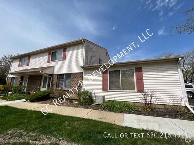 Building Photo - 1744 Queensbury Cir Rental