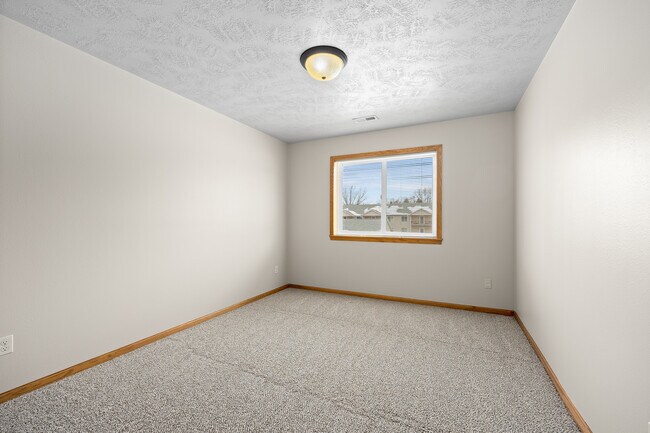 Photo - 301 E 5th St Unit 107