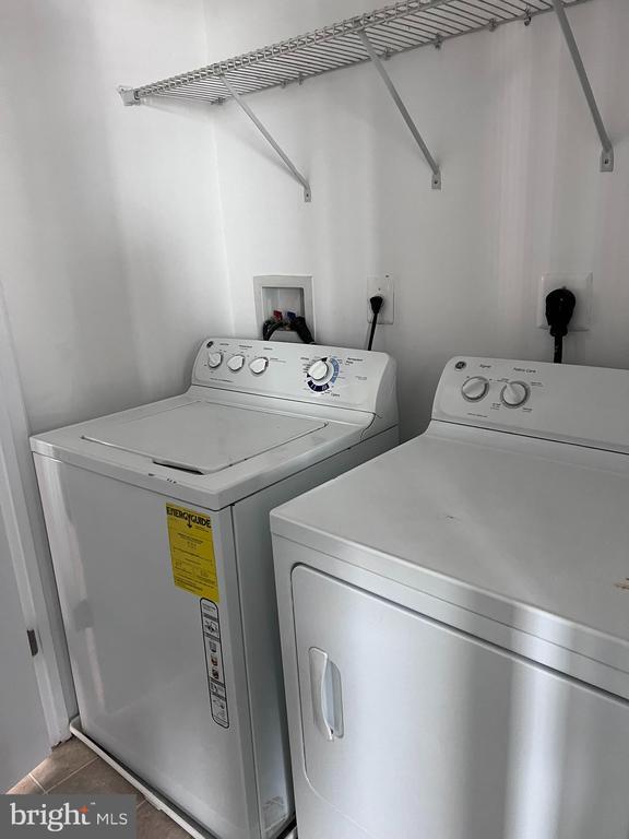 Building Photo - 820 Wingsail Ct