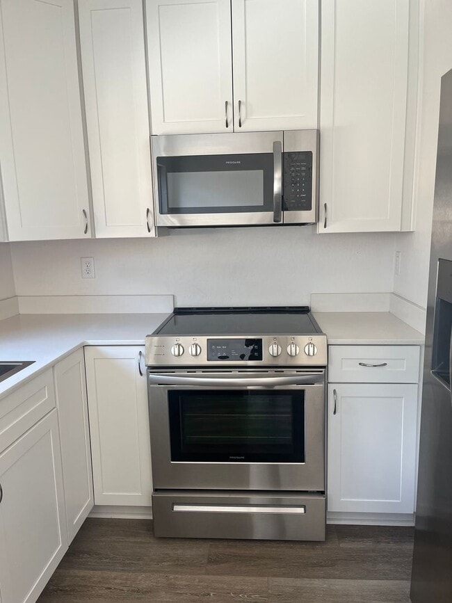 Photo - 2 Bedroom 1.5 Bath Townhouse