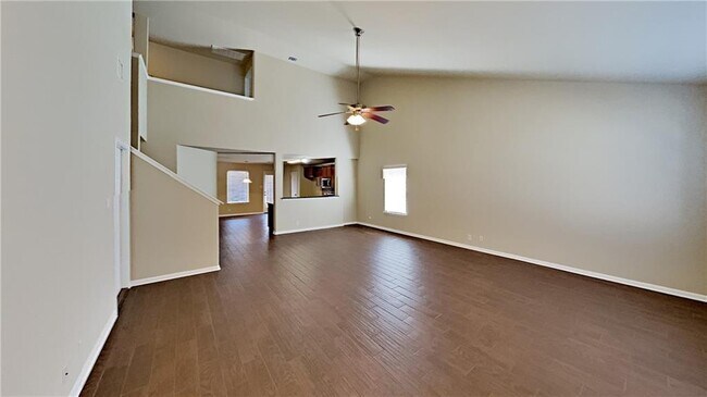 200 Adriana Ln