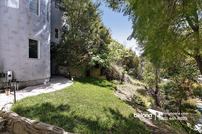 Photo - 8527 Wonderland Ave