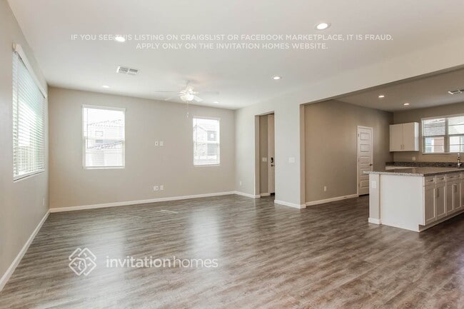 Photo - 18927 W Pasadena Ave