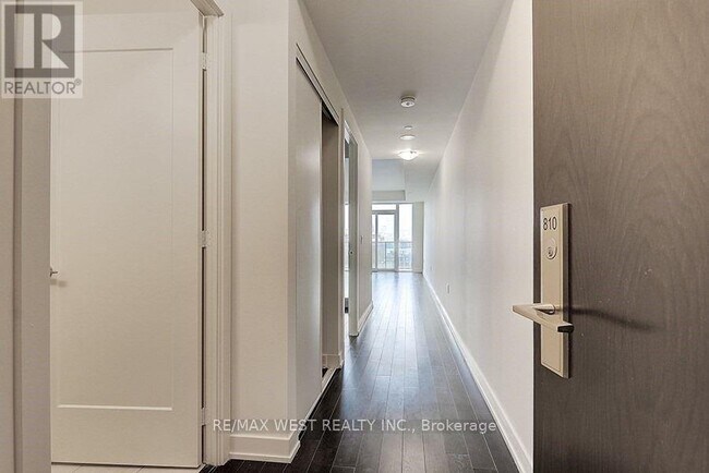 Photo - 330 Richmond St W Unité 810