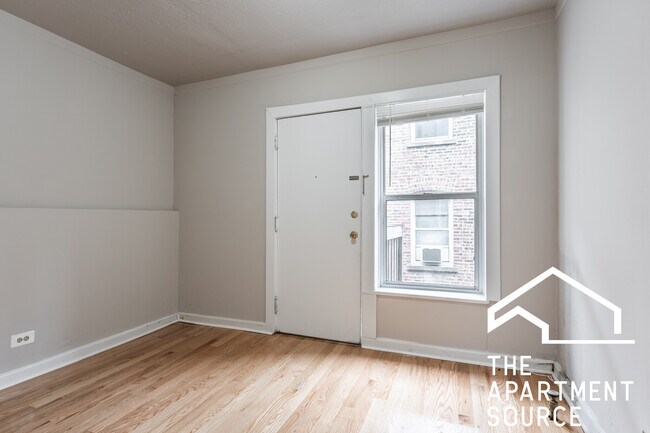 Photo - 5662 N Ridge Ave Unit 1H
