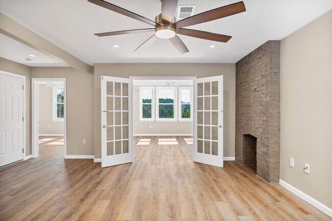 Photo - 81 N Euclid Ave Unidad #2